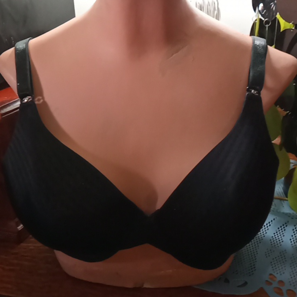 Vanity Fair Support Bra with adjustable straps  Sz 36 C.